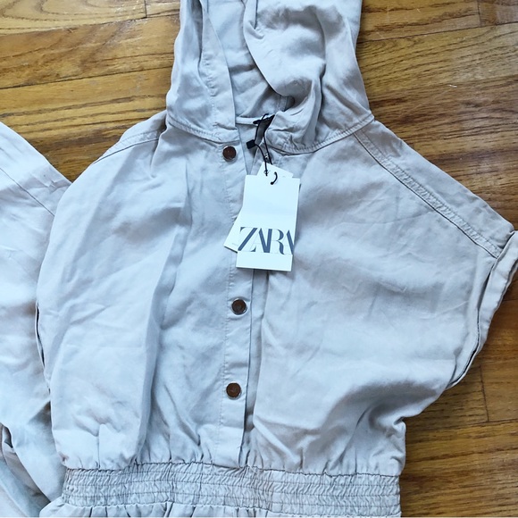 Zara Hooded Jumpsuit - Picture 3 of 9